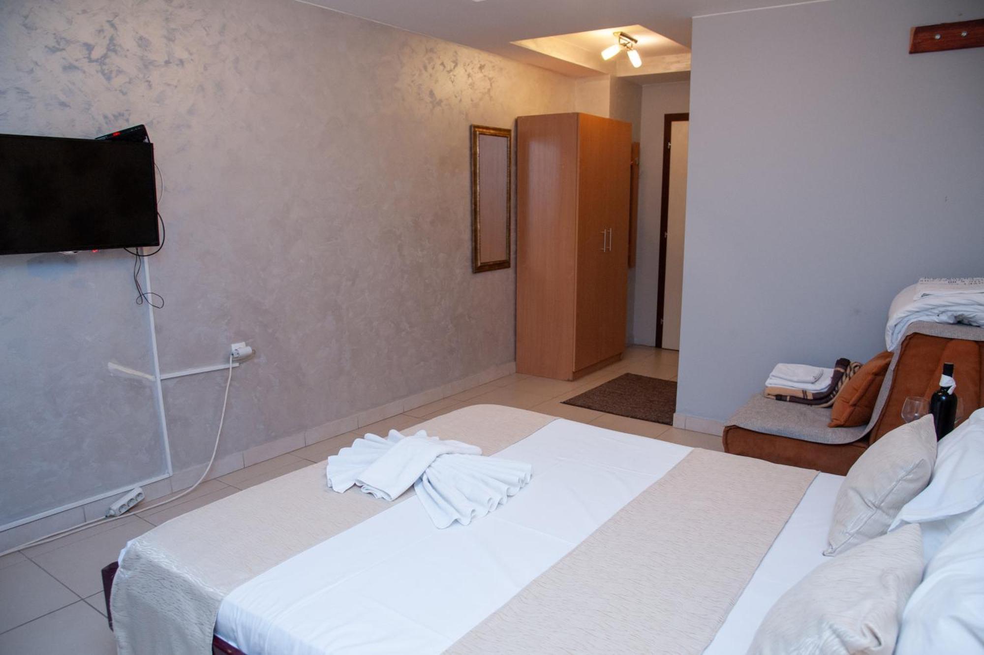 Hotel North City Titova Mitrovica Εξωτερικό φωτογραφία