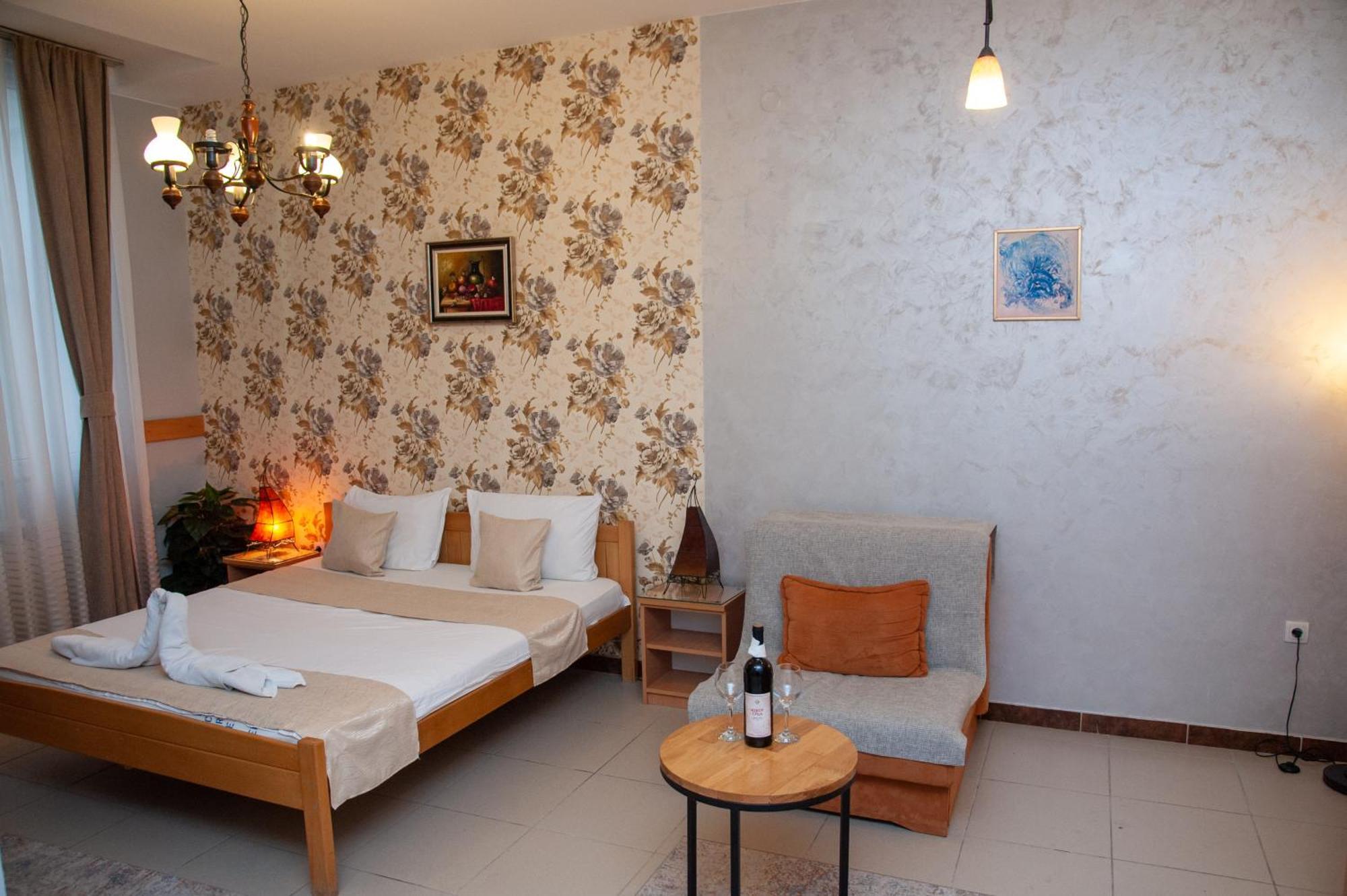 Hotel North City Titova Mitrovica Εξωτερικό φωτογραφία