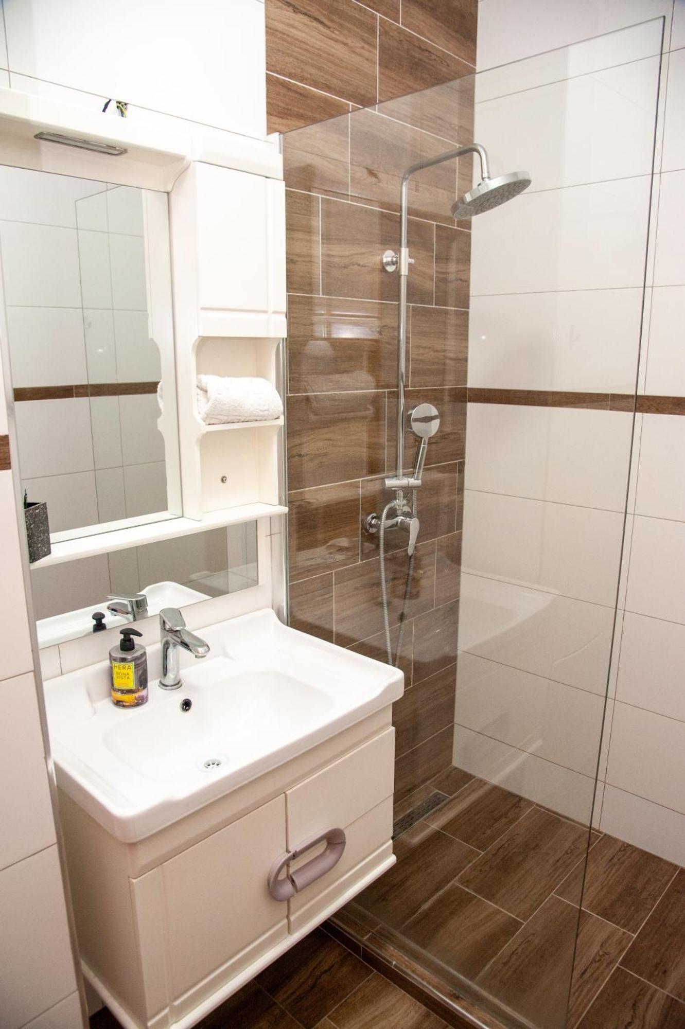 Hotel North City Titova Mitrovica Εξωτερικό φωτογραφία